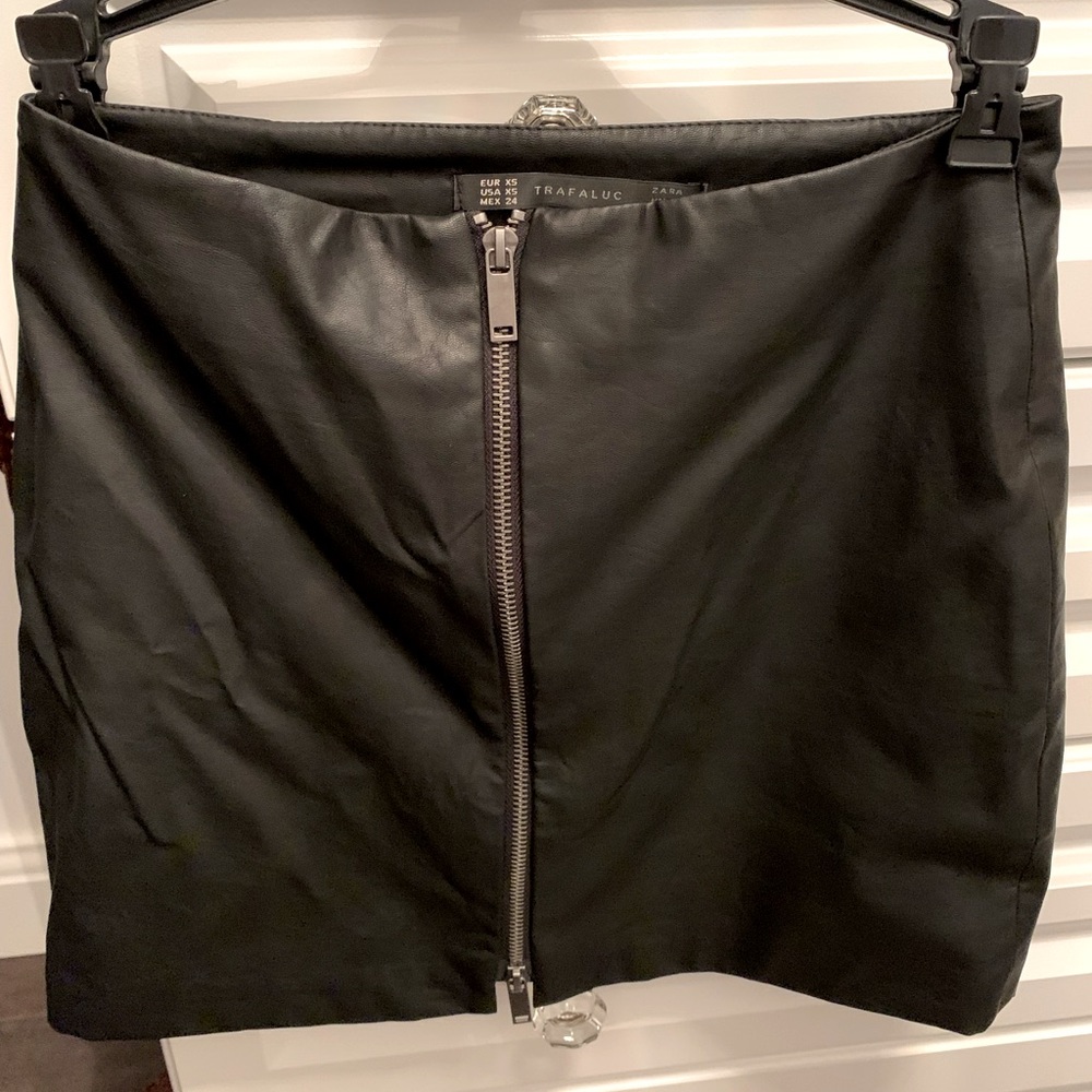 Zara Vegan Leather MiniSkirt XS